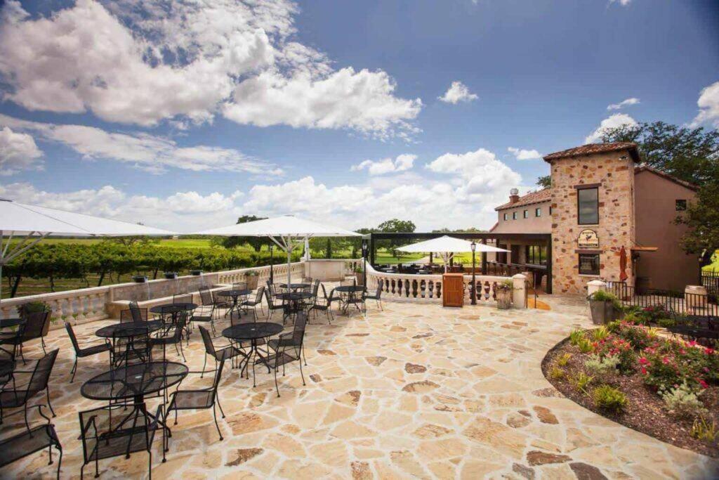 The Container Retreat @ 290 Wine Trail #10 Welcome Friends! Hye Exterior foto