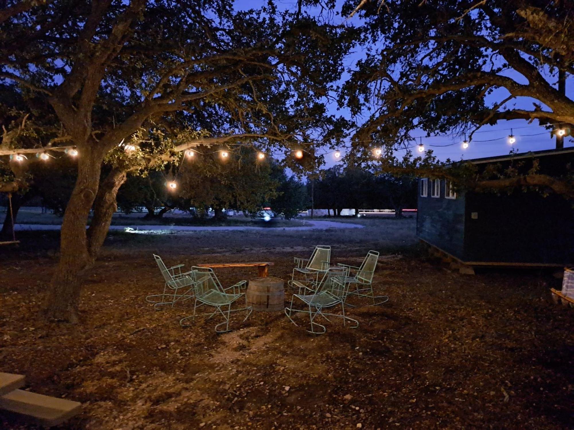 The Container Retreat @ 290 Wine Trail #10 Welcome Friends! Hye Exterior foto